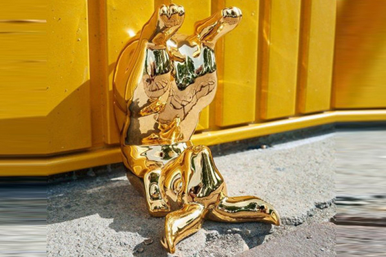 Modern Outdoor Decoration Mirror Gold Stainless Steel Rabbit Sculpture