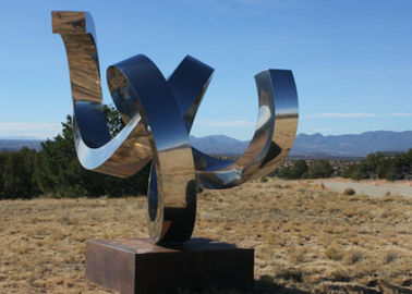 İyi bir fiyat. Cilalı Paslanmaz Çelik Soyut Heykel Çağdaş Metal Bahçe Süsleri çevrimiçi