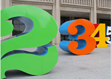 İyi bir fiyat. Kamu, Metal Bahçe Heykelleri İçin Boyalı Paslanmaz Çelik Sayı Heykeli çevrimiçi