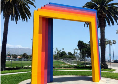 İyi bir fiyat. Özel Boyalı Metal Heykel, Bahçe Peyzaj İçin Modern Kapı Heykeli çevrimiçi