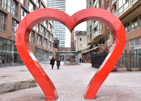 İyi bir fiyat. Park Dekorasyon Kırmızı Boyalı Kalp Kapı Paslanmaz Çelik Heykel çevrimiçi
