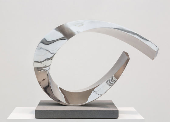 İyi bir fiyat. Kapalı Dekor için OEM Soyut Cilalı 316 Paslanmaz Çelik Modern Heykel çevrimiçi