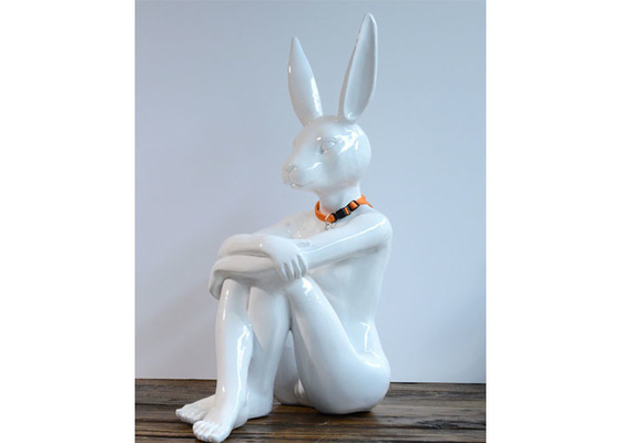 İyi bir fiyat. Boyalı Tavşan Adam Dış Mekan Fiberglas Heykel Fantastik Sanat Eseri Yaşam Boyu çevrimiçi