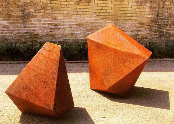 İyi bir fiyat. Metal Soyut Bahçe Dekorasyonu Corten Çelik Geometri Heykeli çevrimiçi
