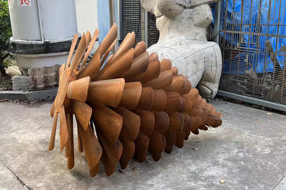 Bahçe Sanatı Dış Ornamentler Corten Çelik Paslı Çam Konusu Heykel