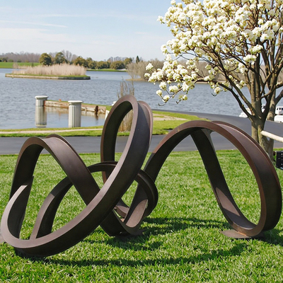 Özel Modern Paslı Soyut Heykel Çağdaş Bahçe Sanatı Corten Çelikten Metal El Sanatı