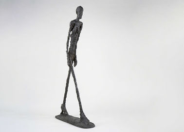 İyi bir fiyat. Yaşam Boyutu Yard Sanat Heykeller Modern Çalışma Bronz Giacometti Tarafından Yürüyen Adam Heykel çevrimiçi