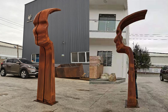 Bahçe için Rustik 3m Yükseklik Corten Çelik Metal Yüz Heykeli